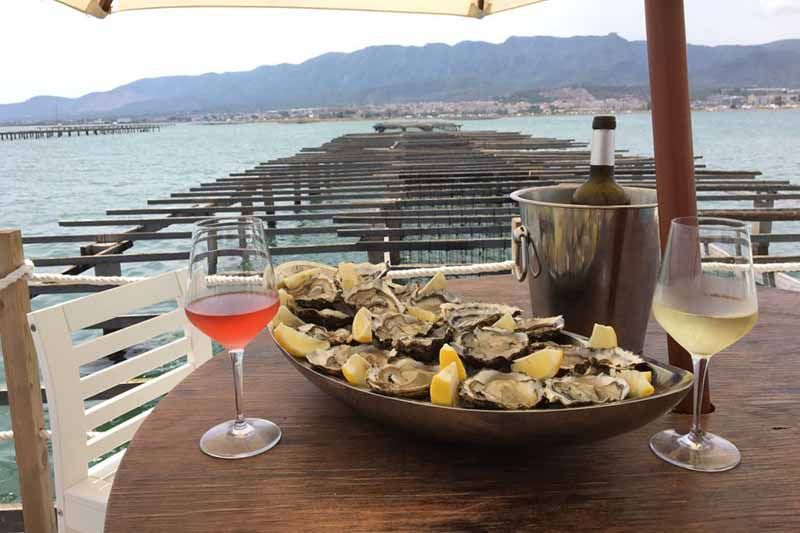 ostras y vino